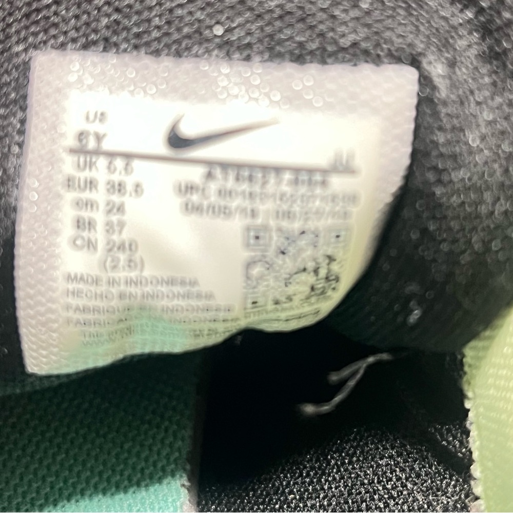 Nike Kids Black and Pink Air Sneakers - Picture 3 of 3